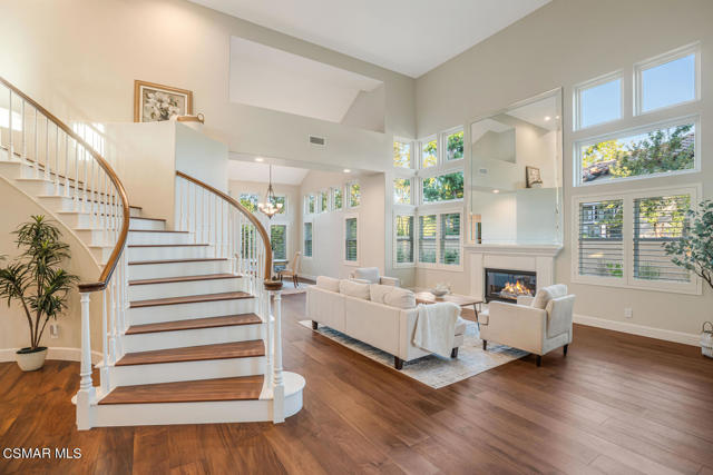 Image 7 of 53 For 591 Chippendale Avenue