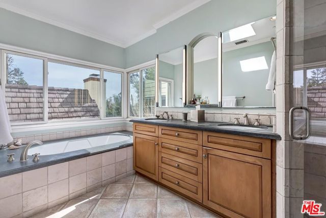 Drew Fenton | 333 Oceano Drive Los Angeles CA | MLS: 7100292