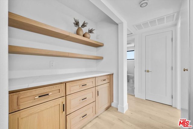 15515 La Moine Street, Hacienda Heights CA: https://media.crmls.org/mediaz/f8f34352-8778-447c-b8e4-71d72c393d7f.jpg