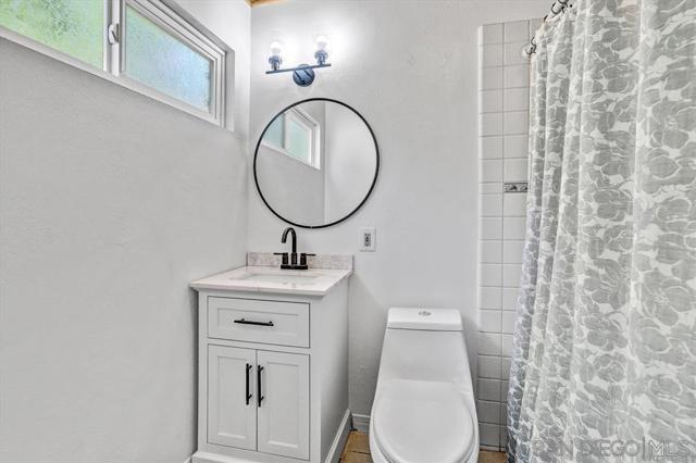 5556 Baja Drive, San Diego CA: https://media.crmls.org/mediaz/f8f38244-97e2-4d06-8cbb-bb7941b303b1.jpg