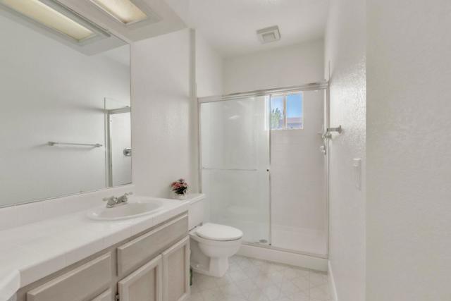 9440 Medstead Way, Elk Grove CA: https://media.crmls.org/mediaz/f8f3c012-f9f3-4c67-b221-e724d55c2d56.jpg