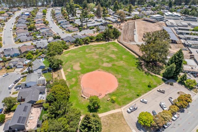 300 Plum Street, Capitola CA: https://media.crmls.org/mediaz/f8f41f22-4f22-4018-88db-c0d40291a7c6.jpg