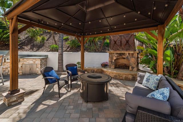 Detail Gallery Image 35 of 52 For 2883 Camino Serbal, Carlsbad,  CA 92009 - 4 Beds | 3 Baths