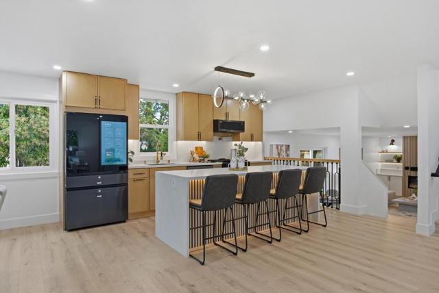 422 Liquidambar Way, Sunnyvale CA: https://media.crmls.org/mediaz/f8f54e97-e550-4546-b228-a124e719d14c.jpg