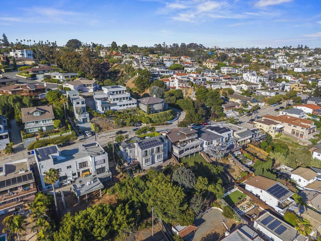 MLS #250035031SD image #58