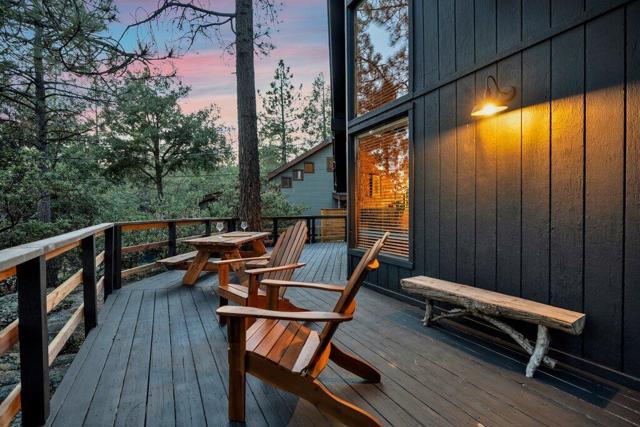 26785 Crestview Drive, Idyllwild CA: https://media.crmls.org/mediaz/f8f6378a-4c7d-4fcd-a02a-3b8d928f3f29.jpg