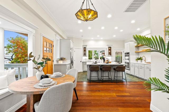 320 Cliff Drive, Aptos CA: https://media.crmls.org/mediaz/f8f663fc-6d27-4a46-a894-0726ca02b302.jpg