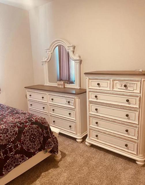 2030 Rosewood Drive, Hollister CA: https://media.crmls.org/mediaz/f8f67110-fceb-409d-99de-19867117b23b.jpg