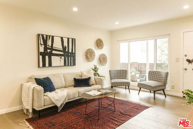 1929 Tamarind Avenue, Los Angeles CA: https://media.crmls.org/mediaz/f8f787f9-9ab9-481e-b65a-db9fb2472f35.jpg