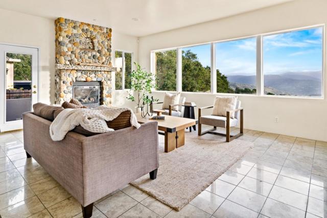 320 El Caminito Road, Carmel Valley CA: https://media.crmls.org/mediaz/f8f7921b-255a-443f-a8a3-ecda2029c3b3.jpg