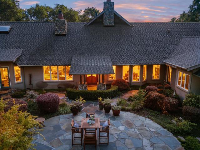 625 Quail Run, Aptos CA: https://media.crmls.org/mediaz/f8f7b4c4-d97c-4f89-a386-7bafd94c007a.jpg