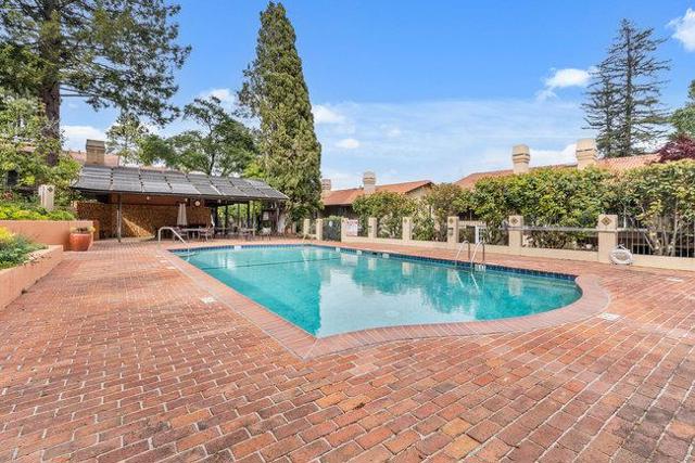 18400 Overlook Road, Los Gatos CA: https://media.crmls.org/mediaz/f8f8fd87-b6cd-41ed-b042-75296edfbcb7.jpg