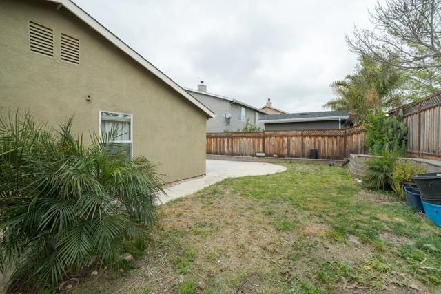 2351 Driftwood Court, Hollister CA: https://media.crmls.org/mediaz/f8f93ddf-29a3-42c8-9a76-2d04c2d233b0.jpg