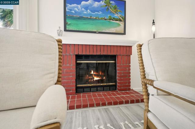 1929 Johnson Dr, Antioch CA: https://media.crmls.org/mediaz/f8f94c70-9a88-4c61-b592-681f8e4752b6.jpg
