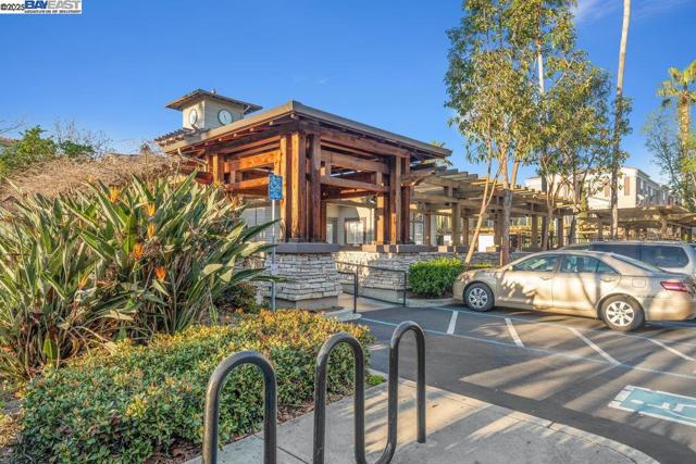 43 Rain Walk, Milpitas CA: https://media.crmls.org/mediaz/f8fb2af8-8317-4204-8ab7-c0ffa667e2e2.jpg