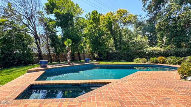 Detail Gallery Image 32 of 37 For 209 San Miguel Rd, Pasadena,  CA 91105 - 4 Beds | 3 Baths