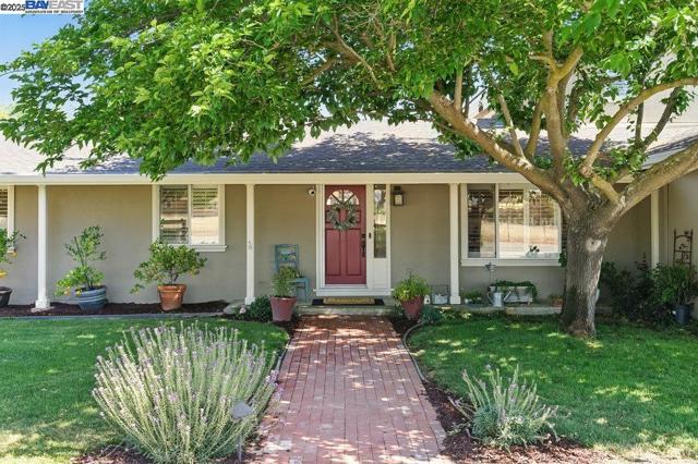2680 Marina Ave., Livermore CA: https://media.crmls.org/mediaz/f8fc379c-f485-4816-8698-a5d0ececa6fa.jpg