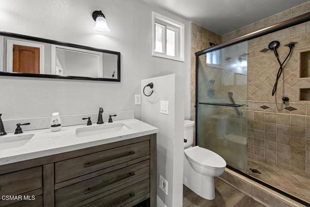 842 Catlin Street, Simi Valley CA: https://media.crmls.org/mediaz/f8fcf5f4-f714-4c96-942f-3a1bc06cddb9.jpg