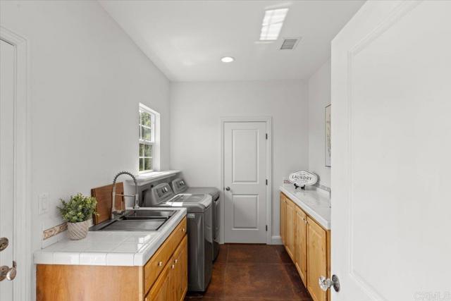Detail Gallery Image 27 of 60 For 598 Caminito a Casa, San Marcos,  CA 92078 - 4 Beds | 3/1 Baths