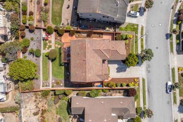 5043 Sunset Vista Drive, Seaside CA: https://media.crmls.org/mediaz/f8fcfb96-66ad-4b95-8914-9427c0c08186.jpg