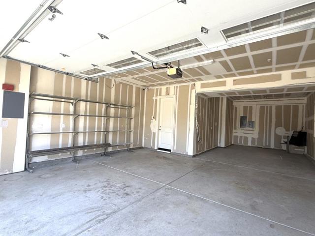 7862 Ridgeline Place, Dublin CA: https://media.crmls.org/mediaz/f8fd0463-bd4a-43cd-b501-9f4916c25704.jpg
