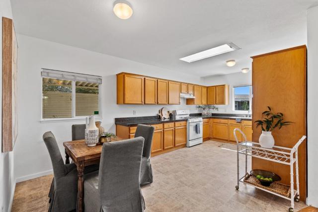 4160 Jade Street, Capitola CA: https://media.crmls.org/mediaz/f8fd5f9e-302e-4f5d-b647-a007b89c9f4a.jpg
