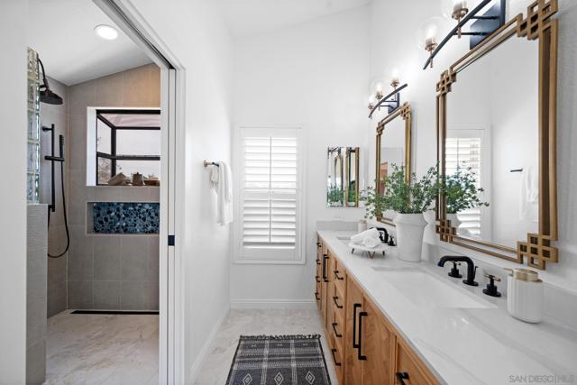 11479 Grassy Trail Dr, San Diego CA: https://media.crmls.org/mediaz/f8fd6bb9-05e4-498b-a001-2fbf125abd80.jpg