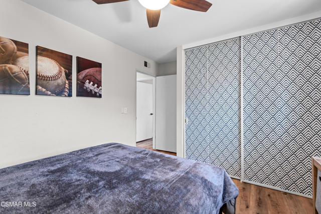 363 Larcom Street, Thousand Oaks CA: https://media.crmls.org/mediaz/f8fe7240-21a1-446a-bc60-df4281d60a2b.jpg