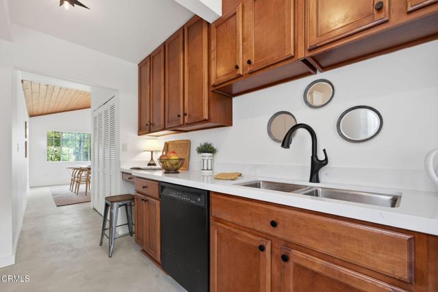 Detail Gallery Image 13 of 37 For 110 Drown Ave, Ojai,  CA 93023 - 3 Beds | 2 Baths