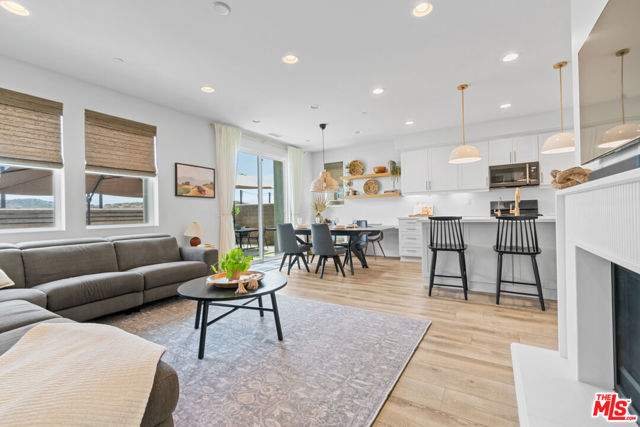 50 Fosco Street, Rancho Mission Viejo CA: https://media.crmls.org/mediaz/f8fee9d9-5791-4d34-81ad-46c6fc0583f1.jpg