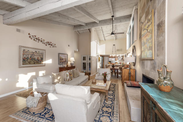 46510 Arapahoe Drive, Indian Wells CA: https://media.crmls.org/mediaz/f90058b9-1ac8-416f-8a2b-047c5a4125e0.jpg
