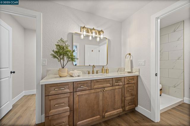 9822 Doyle Ct, Stockton CA: https://media.crmls.org/mediaz/f900dd6d-6677-47b2-86c9-3ee241cbc62d.jpg