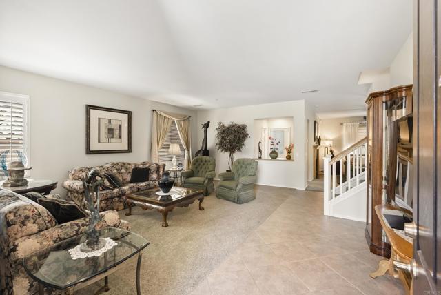 1222 N Creekside Drive, Chula Vista CA: https://media.crmls.org/mediaz/f901d70d-c097-46c9-b920-834947bd1cde.jpg