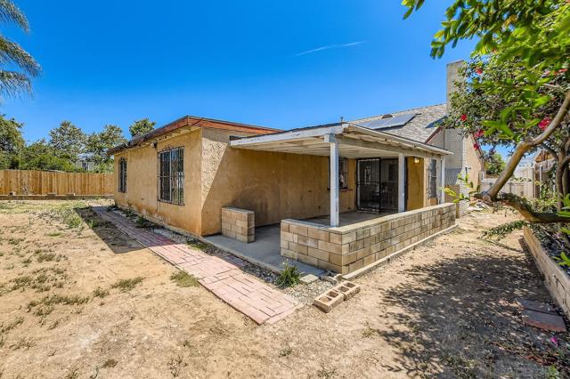 2180 Hofer Dr., San Diego CA: https://media.crmls.org/mediaz/f9020092-4567-42e3-9690-d6ca8b105955.jpg