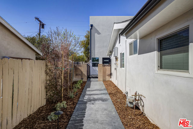 7313 Kentland Avenue, West Hills CA: https://media.crmls.org/mediaz/f903a9eb-148e-4d24-9f4b-9ca3f398b37b.jpg