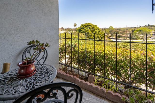 Detail Gallery Image 24 of 31 For 3839 Vista Campana S #66,  Oceanside,  CA 92057 - 2 Beds | 1/1 Baths