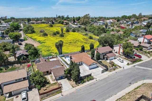 2044 Siegle Dr, Lemon Grove CA: https://media.crmls.org/mediaz/f904959c-f9bc-4597-9f0e-7a108ff57978.jpg