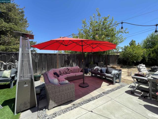 1400 Wildcat Way, Oakley CA: https://media.crmls.org/mediaz/f90545db-c256-4764-864b-f9c0b929b2e7.jpg