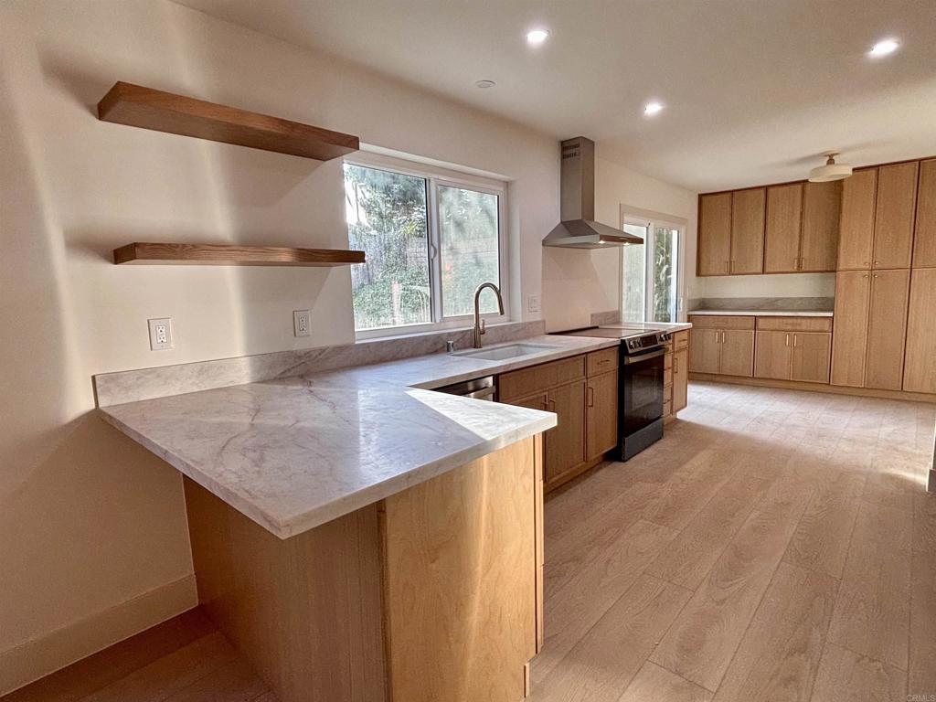 6739 Cantil Street - photo 5