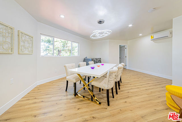 5633 La Mirada Avenue, Los Angeles CA: https://media.crmls.org/mediaz/f90613fa-0329-4822-a0f8-76e24513b4ef.jpg