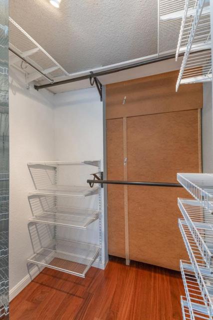 381 Half Moon Lane, Daly City CA: https://media.crmls.org/mediaz/f9061768-5d21-40f9-8ebd-565eaf17cf61.jpg