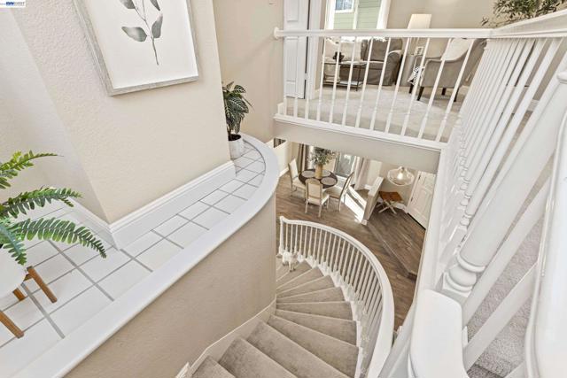 47 Summer Hill Court, Danville CA: https://media.crmls.org/mediaz/f9066990-215d-43cf-bc14-9607644bd5d5.jpg