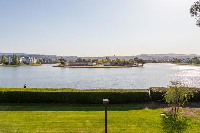 815 Sea Spray Lane, Foster City CA: https://media.crmls.org/mediaz/f90710eb-d5c5-4653-8336-b0706786b4c0.jpg