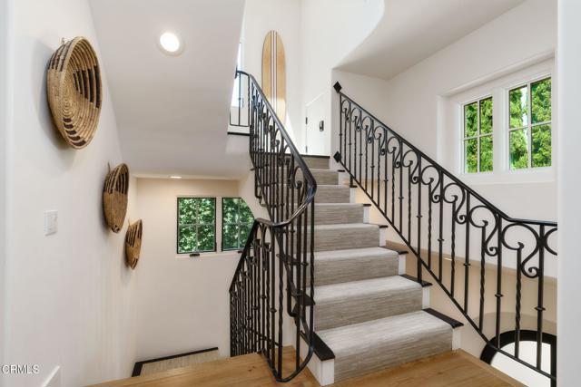 228 W Yanonali Street, Santa Barbara CA: https://media.crmls.org/mediaz/f9075375-91f7-4d9d-bcb4-fb853c727909.jpg