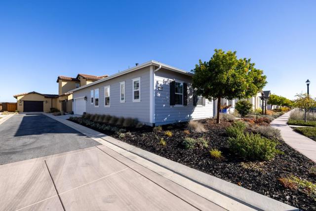 18511 McClellan Circle,  CA: https://media.crmls.org/mediaz/f90762c6-f6c7-4096-9dbe-3a8adb38c947.jpg