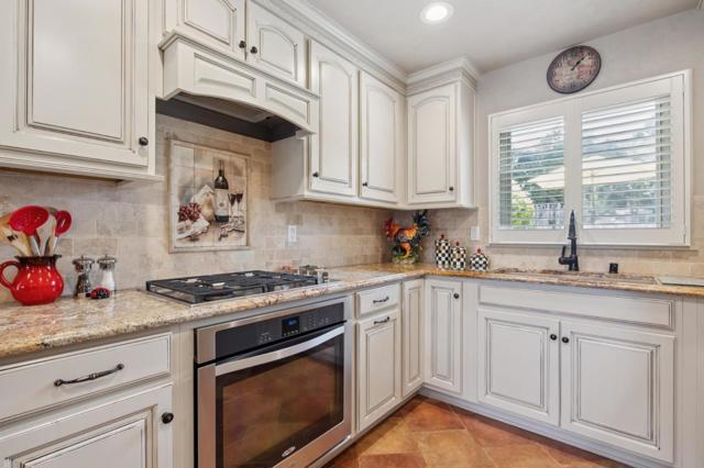 26231 Isabella Avenue, Carmel CA: https://media.crmls.org/mediaz/f907ab88-db12-4fba-918a-3dff8718c194.jpg
