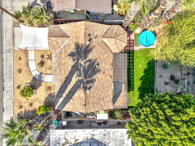 77590 California Drive, Palm Desert CA: https://media.crmls.org/mediaz/f9087010-7453-4c83-a1ea-7977967aba7a.jpg