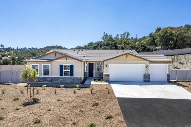 Detail Gallery Image 1 of 1 For 27967 Evergreen Way, Valley Center,  CA 92082 - 4 Beds | 2/1 Baths