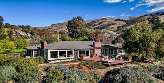 17755 Corral Del Cielo Road,  CA: https://media.crmls.org/mediaz/f909814e-3889-4fe0-8fea-768123de147f.jpg