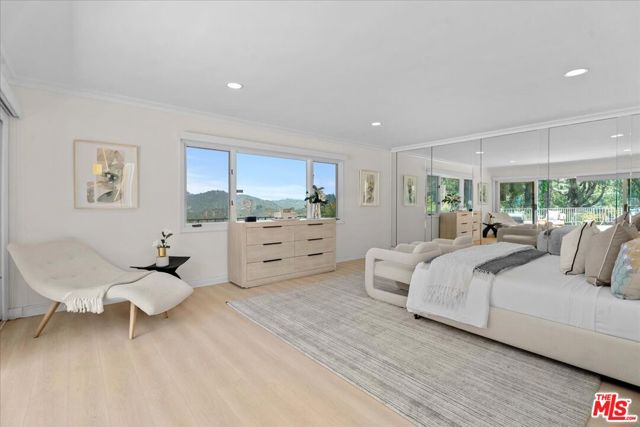 1743 Stone Canyon Road, Los Angeles CA: https://media.crmls.org/mediaz/f909d524-4a87-4031-9c92-1baa1417d716.jpg